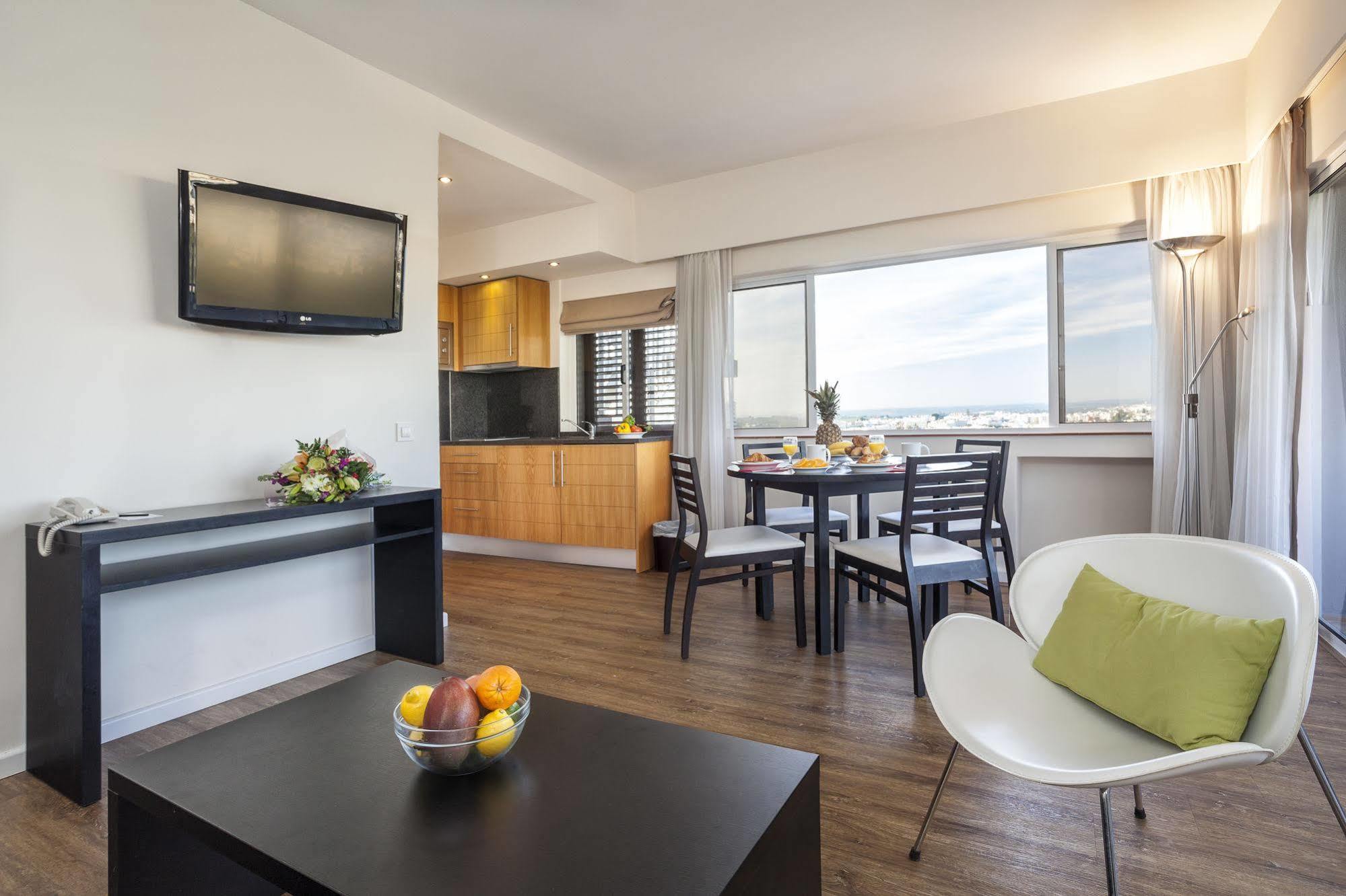 Pestana Alvor Atlantico Residences Beach Suites Bagian luar foto